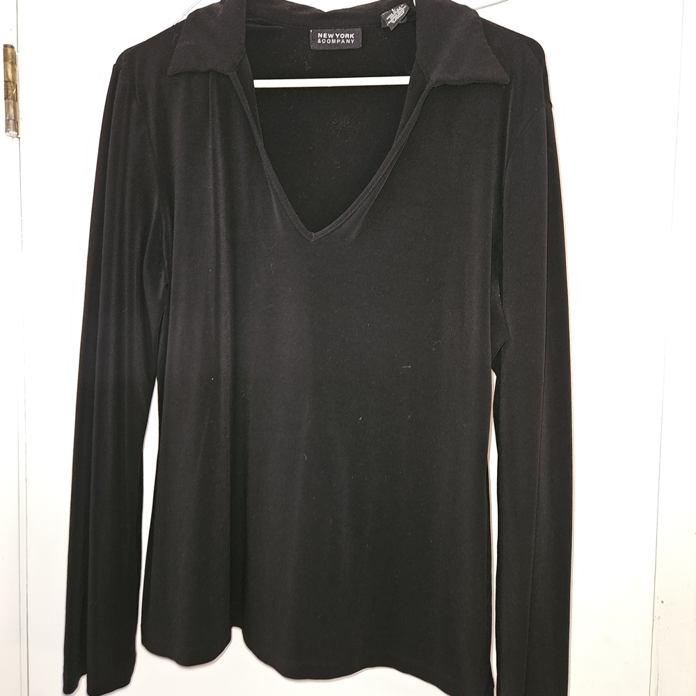 New York & Company Black Long-Sleeve Button Down Shirt